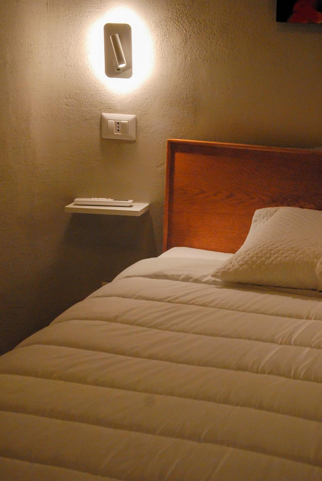 Bed & Breakfast Spaccanapoli 56 ภายนอก รูปภาพ