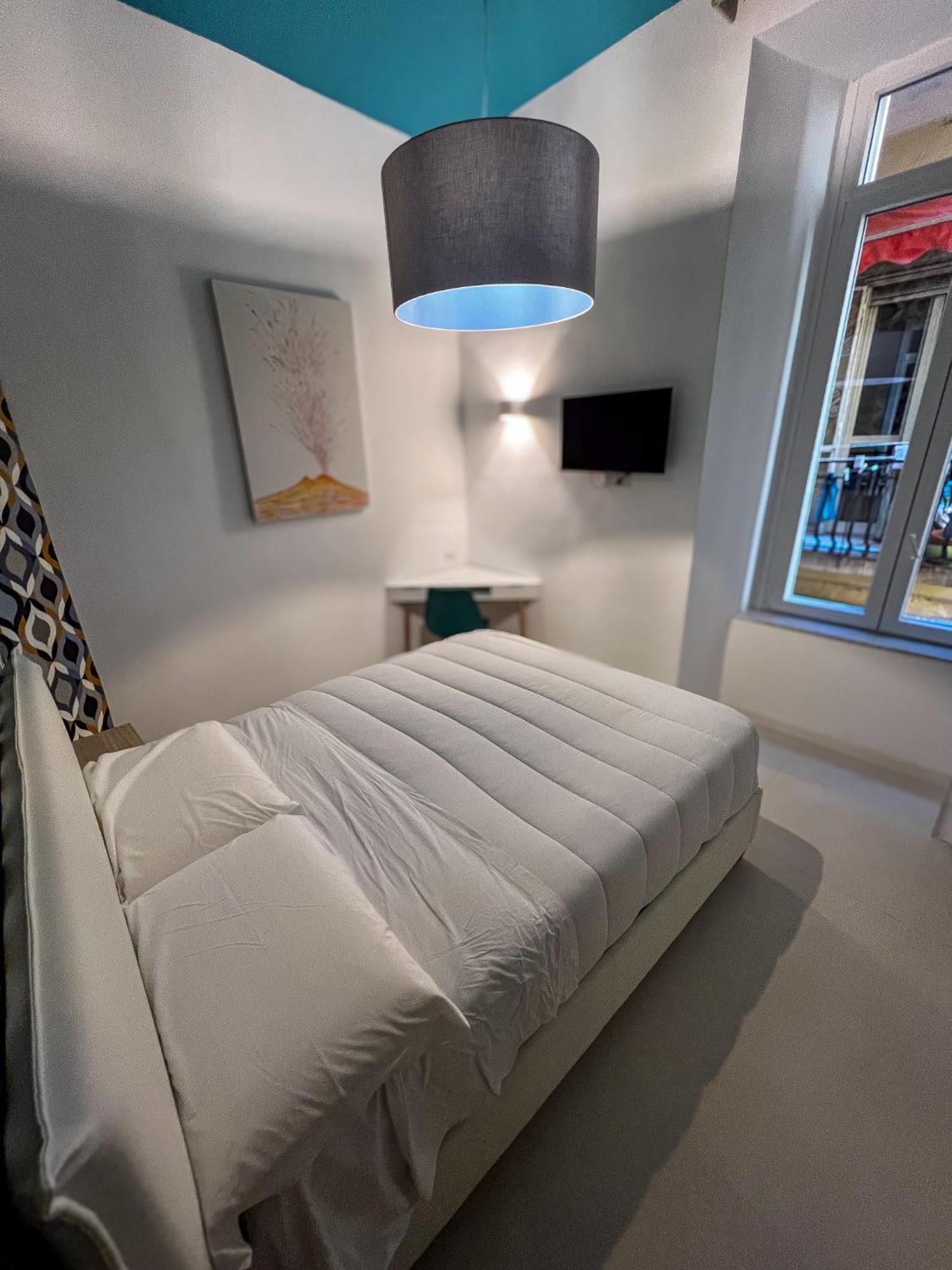 Bed & Breakfast Spaccanapoli 56 ภายนอก รูปภาพ